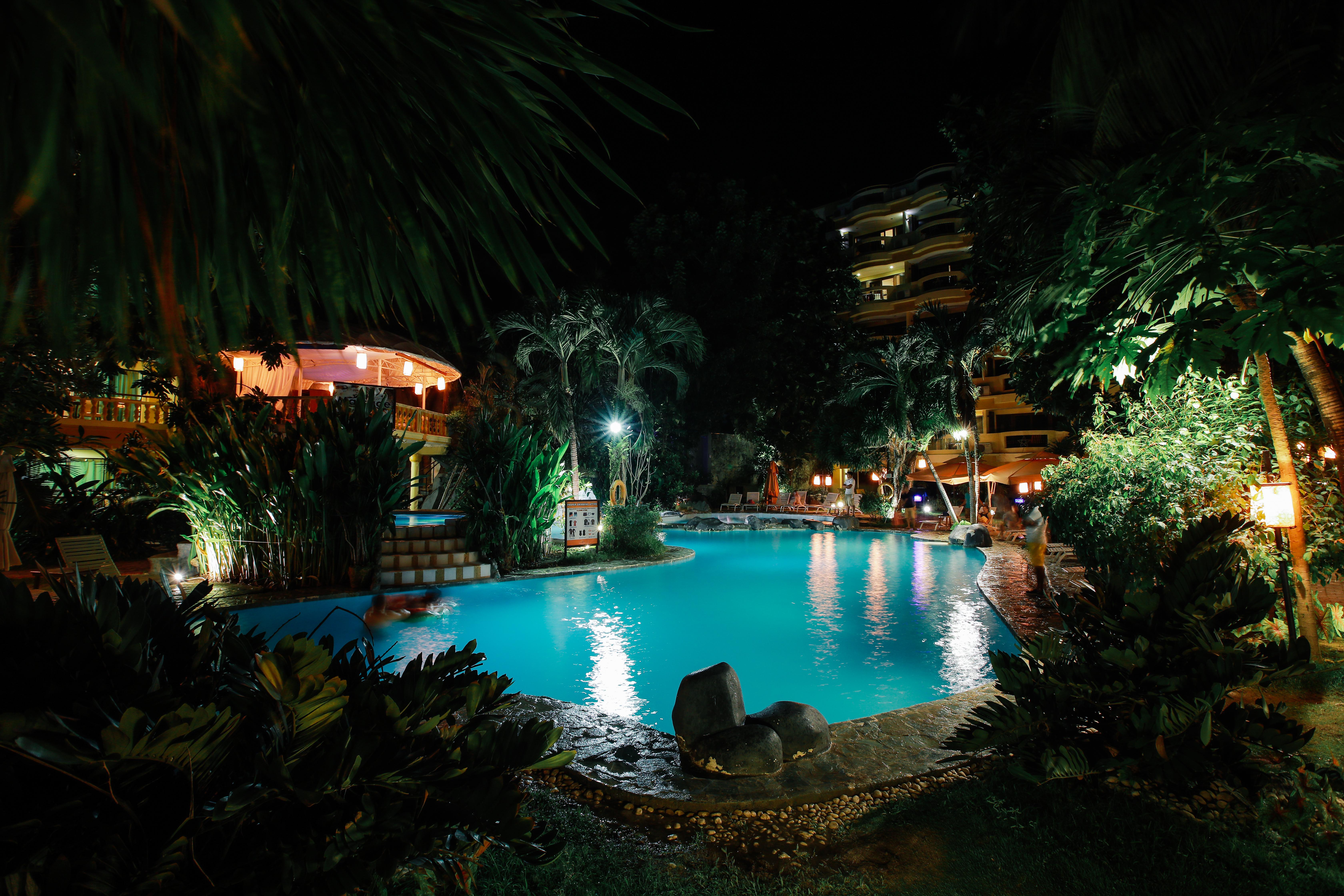 Paradise Garden Resort Hotel&Convention Center Manoc-Manoc Buitenkant foto