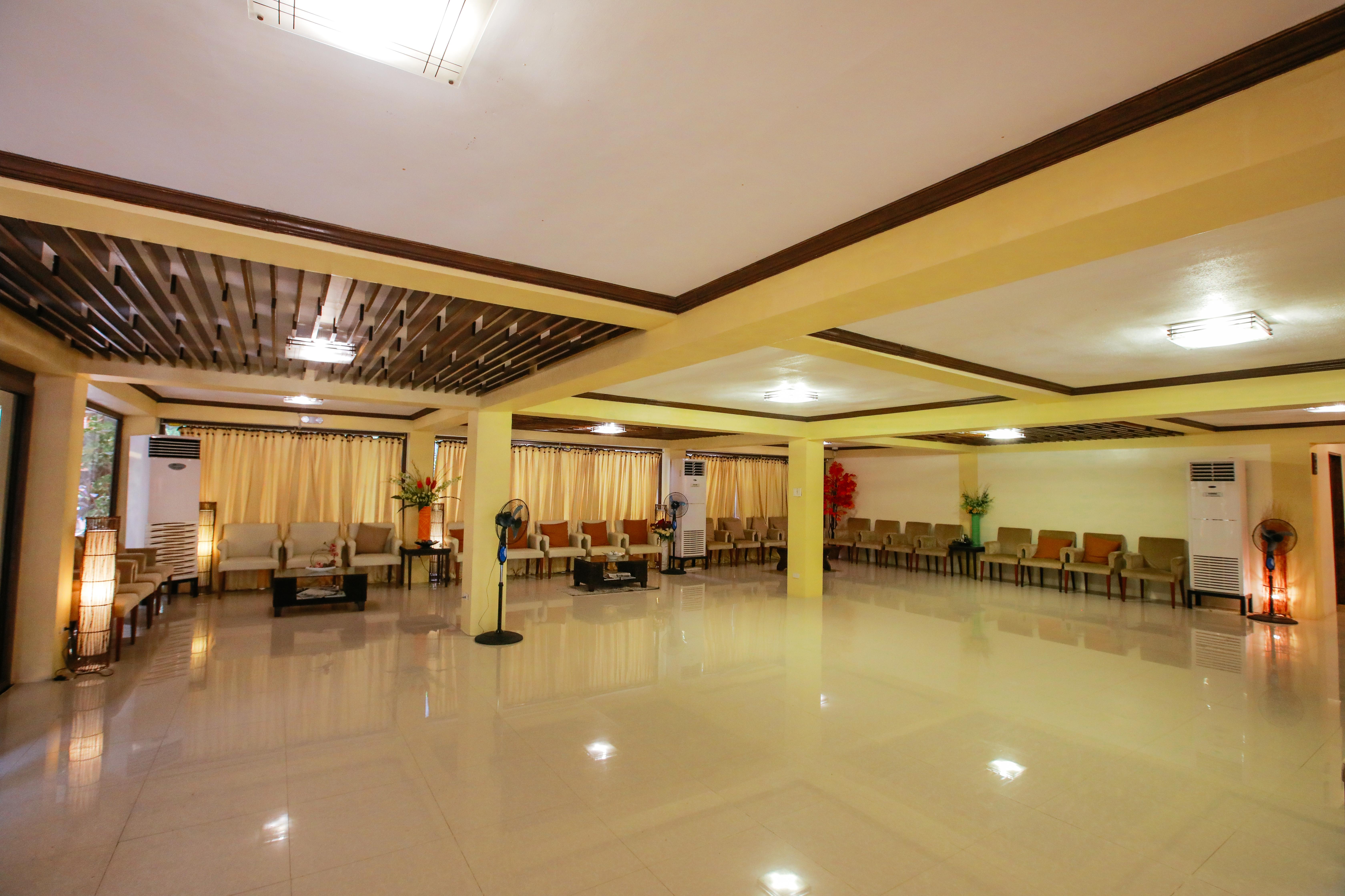 Paradise Garden Resort Hotel&Convention Center Manoc-Manoc Buitenkant foto