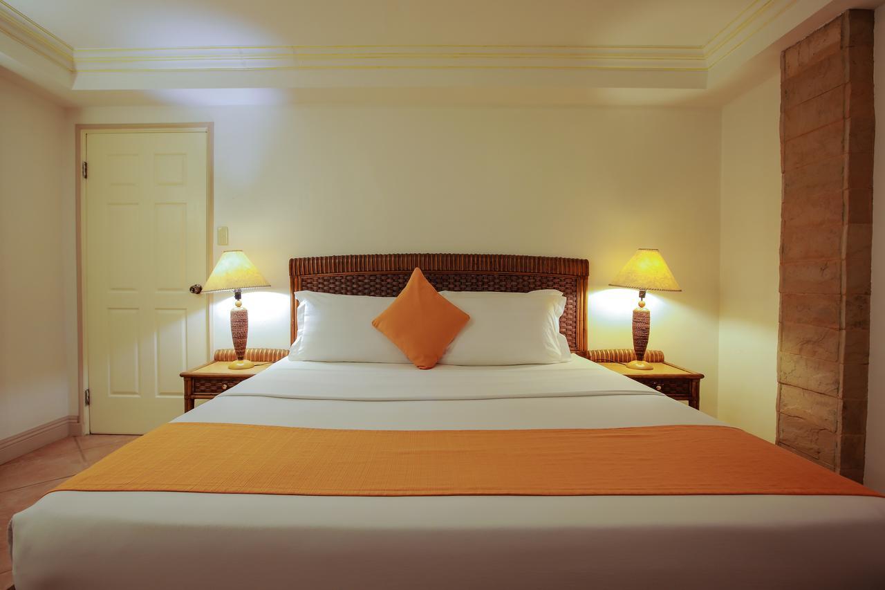 Paradise Garden Resort Hotel&Convention Center Manoc-Manoc Buitenkant foto