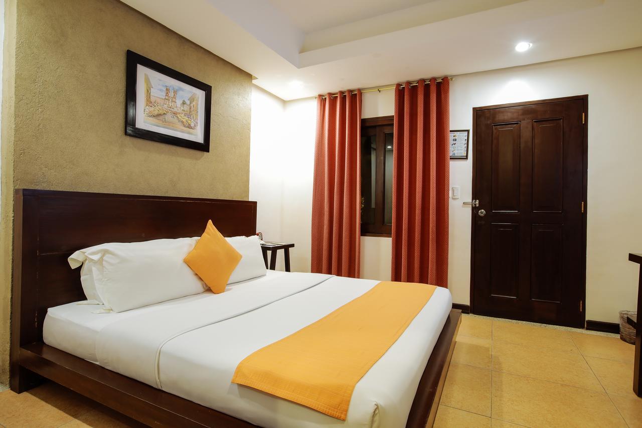 Paradise Garden Resort Hotel&Convention Center Manoc-Manoc Buitenkant foto