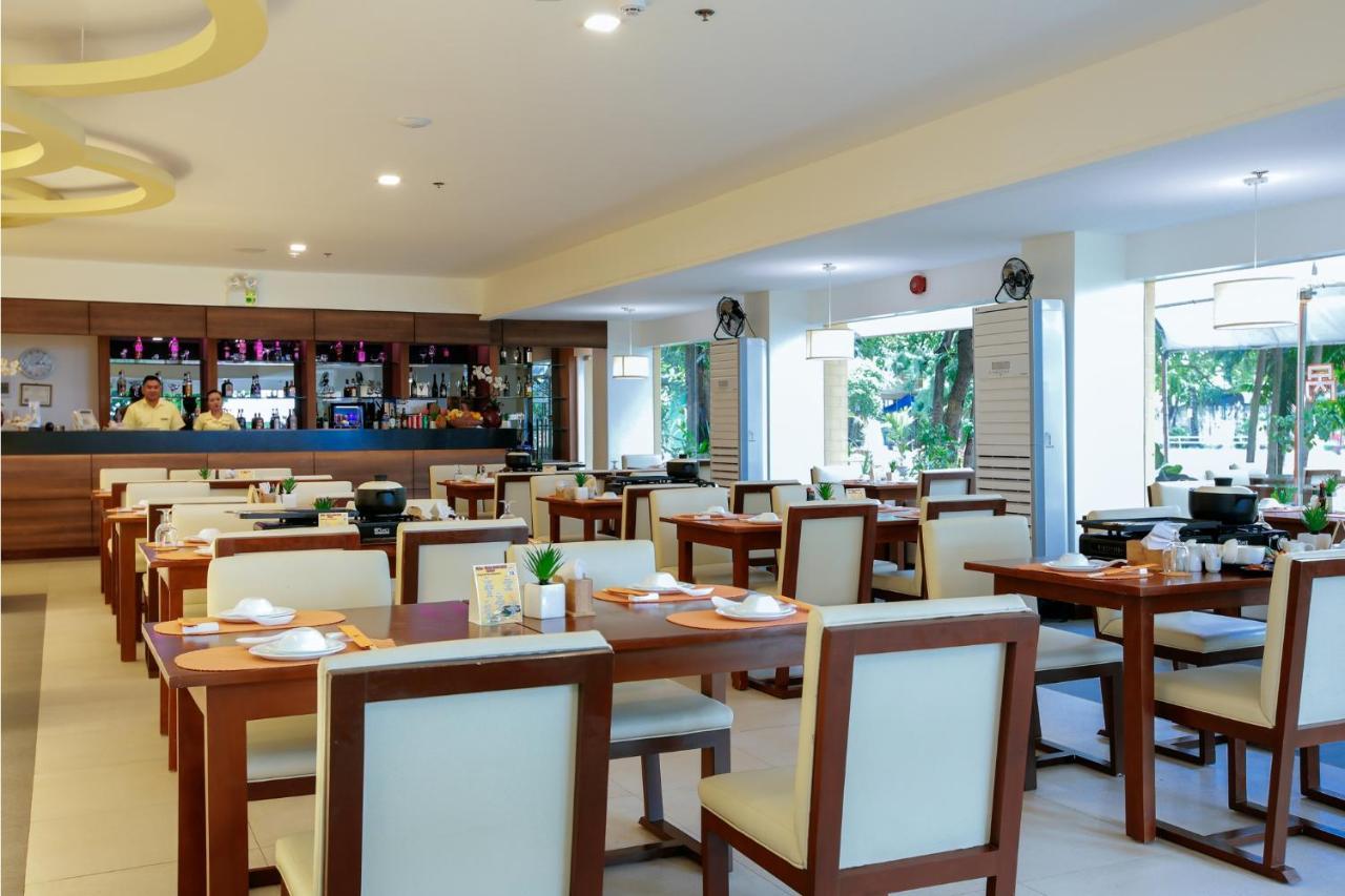 Paradise Garden Resort Hotel&Convention Center Manoc-Manoc Buitenkant foto
